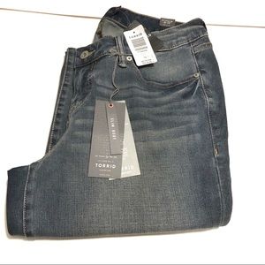 BNWT Torrid Jeans Slim Boot size 14R